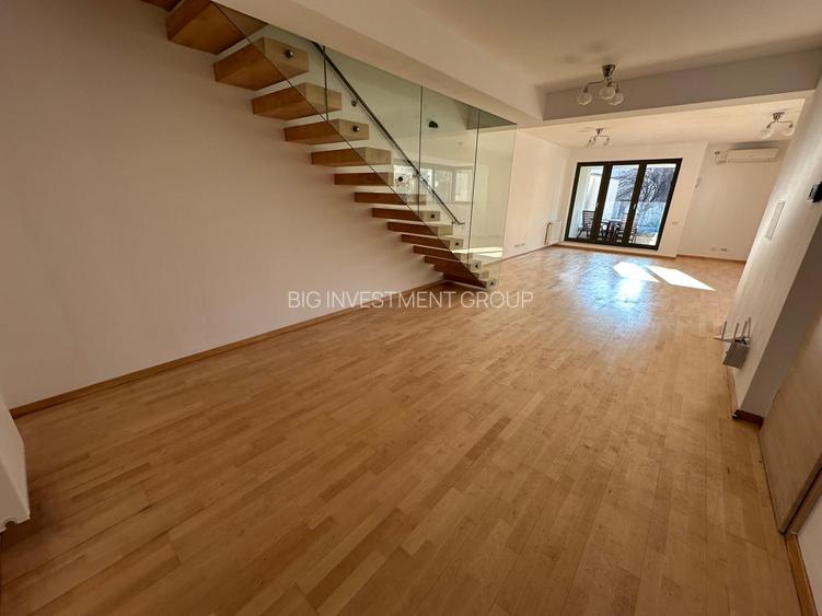 Capitale, imobil  2014, apartament stil duplex, scara interioara, curte proprie - 14