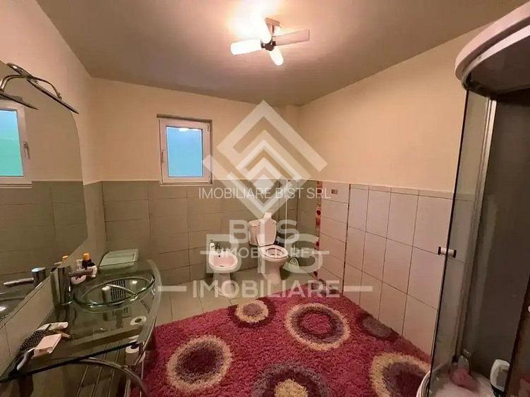 Casa D+P+M // 12 ari de teren zona Centura - 7