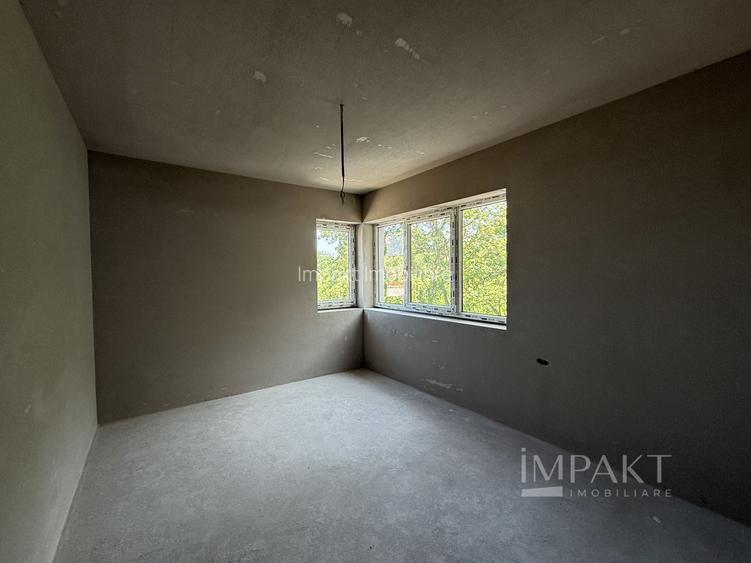 Case cuplate la liziera padurii , ideale pentru 2 familii ! - 25