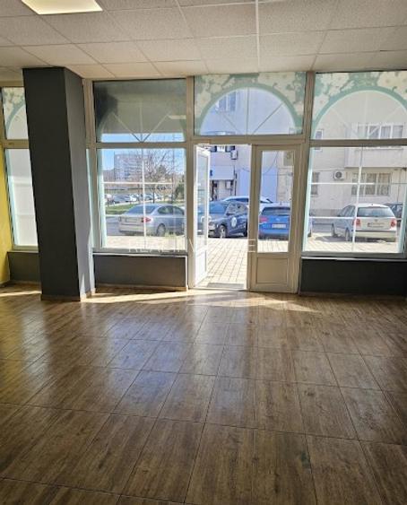 SPATIU COMERCIAL IN INTERSECTIA DACIA - 12