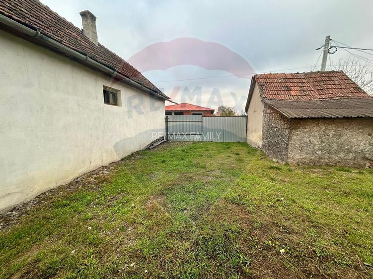 Casă de vanzare cu teren 680mp in Salonta - 9