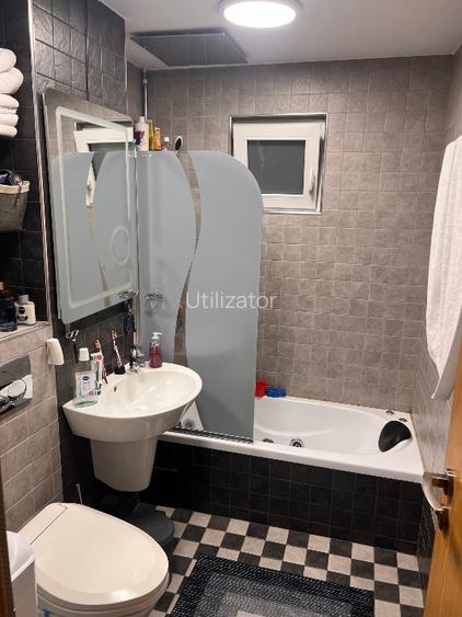 Vând apartament 3 camere decomandate zona ciresica - 3