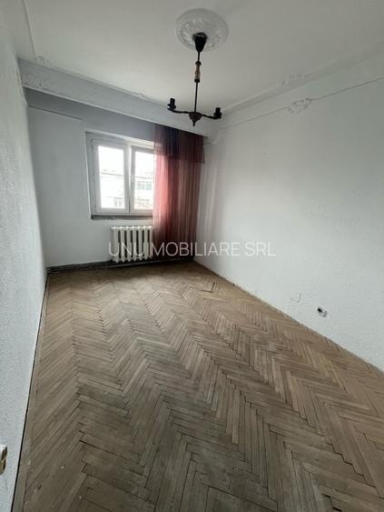 Apartament trei camere - Zona Poliție Gară - 74 mp - 6