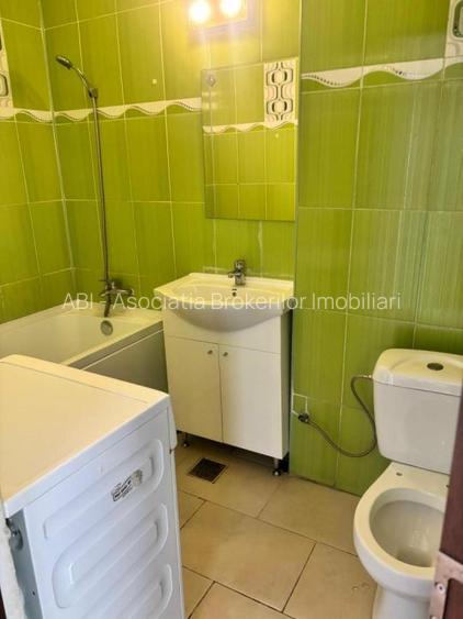 Calea Grivitei--Metrou Grivita,apartament 3 camere  nemobilat/semimob - 13