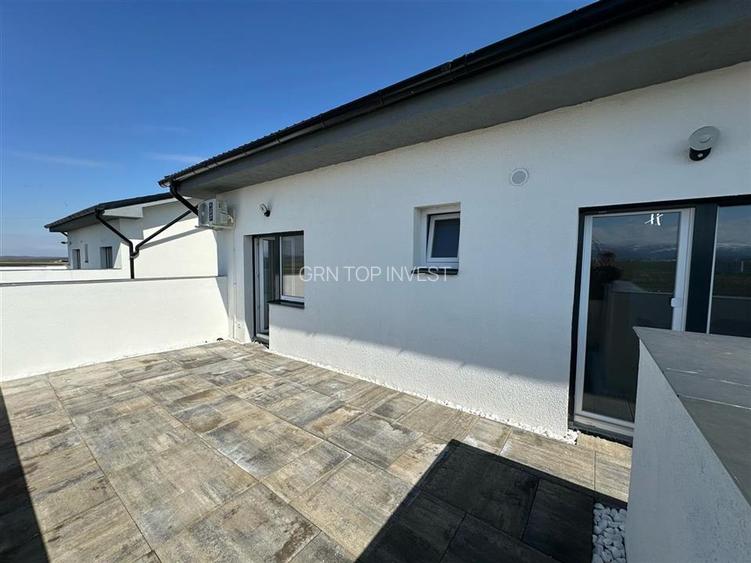 Penthouse elegant cu 2 terese zona complexul rezidential Deventer