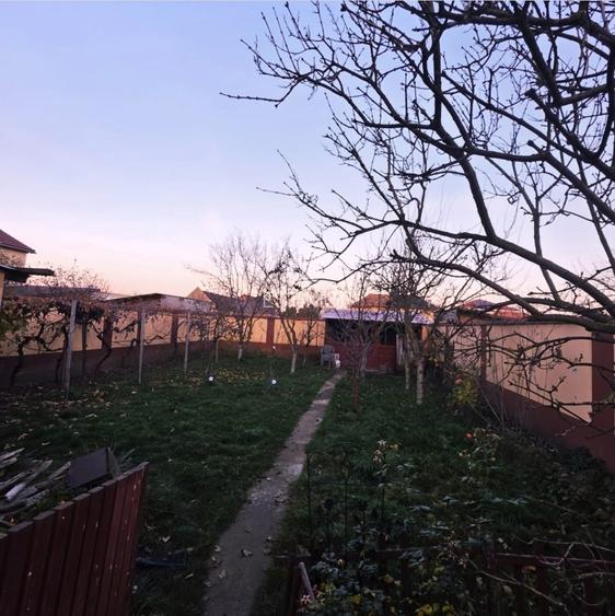 Vand casa Harman 4 camere  locatie centrala singur in curte - 4