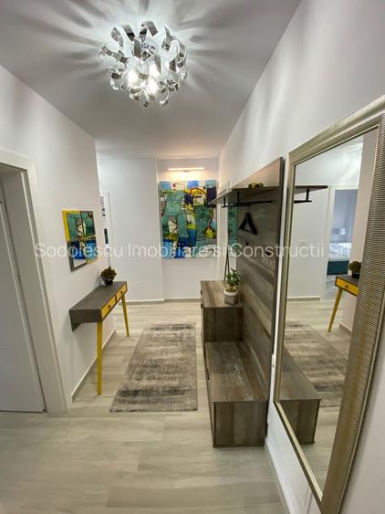 Apartament  langa British - 12