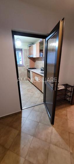 AP. 3 CAMERE DRISTOR, BLOC REABILITAT, CENTRALA PROPRIE, METROU 5 MIN - 5