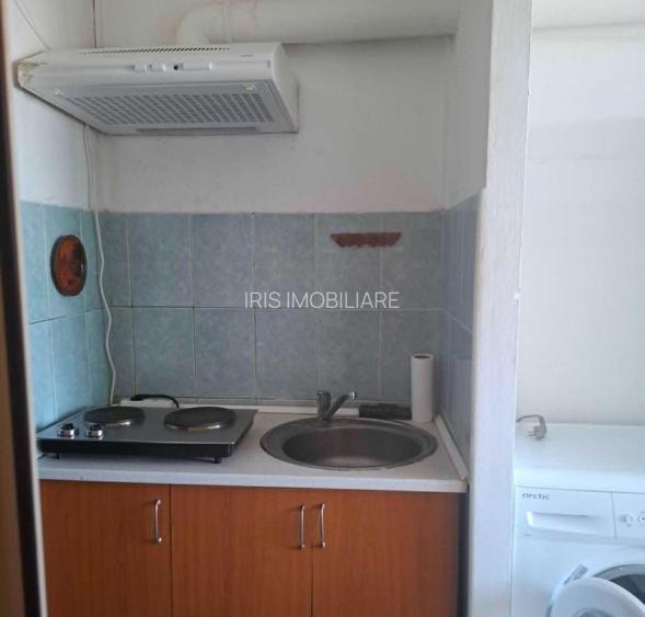 250 euro! Garsonieră Nicolina, et 3/4! - 3
