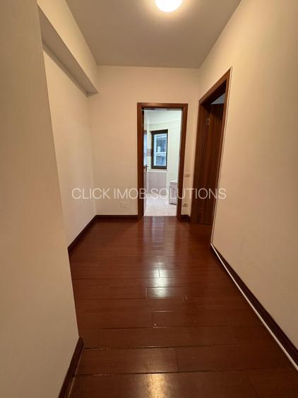 Vitan Mall stradal -bloc 2012- birou - 11