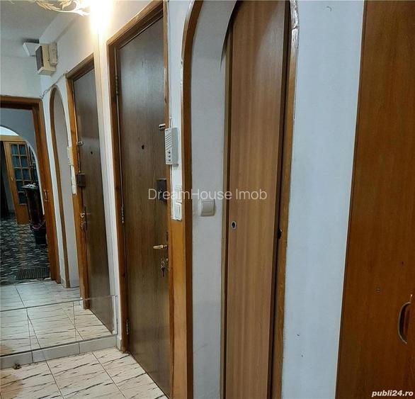 Apartament 4 camere Titan - Costin Georgian - Piata Minis - 5