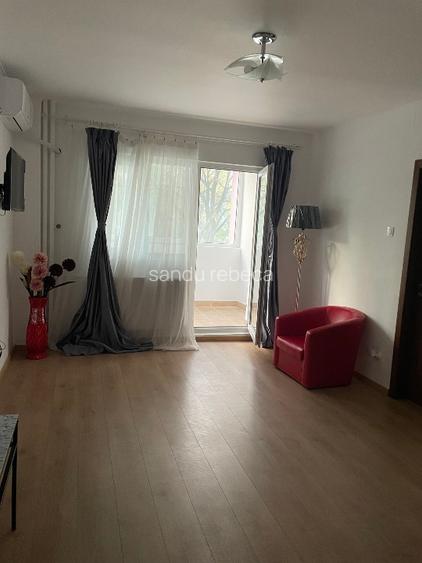 Închiriez apartament 2 camere Dristor  - 7
