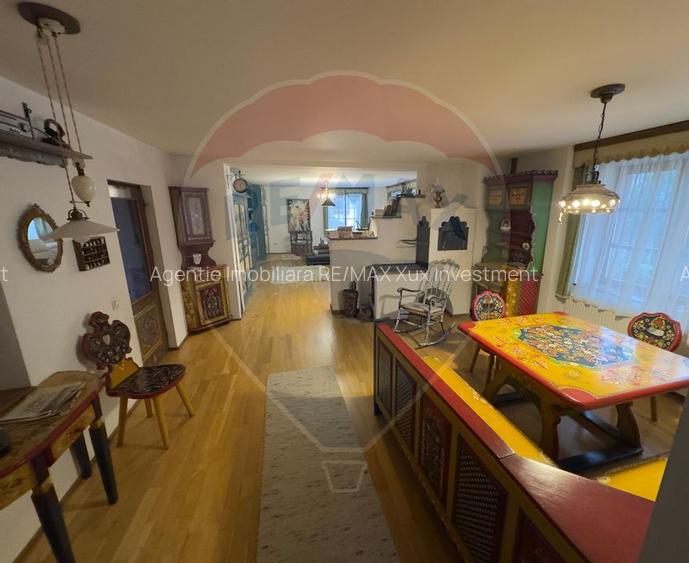 Reședință cu farmec aparte în inima Cisnădioarei - 3