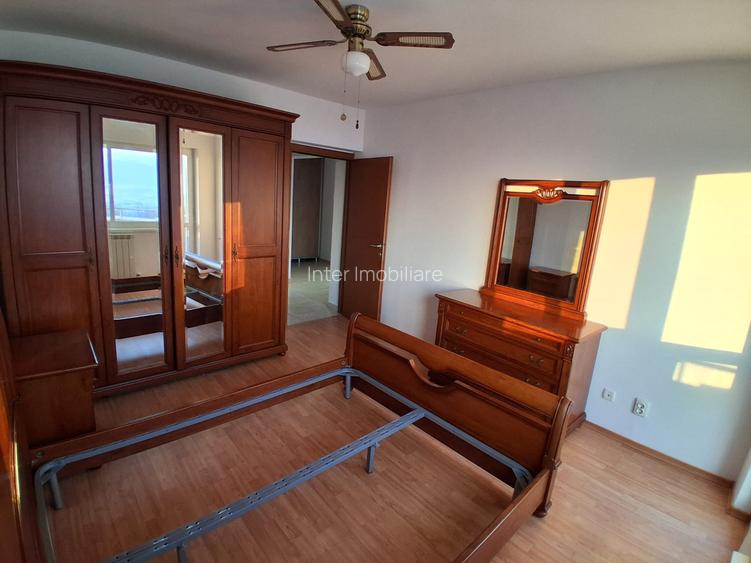 Apartament cu 2 camere decomandat Cartier Dream Village Cod 161046 - 2