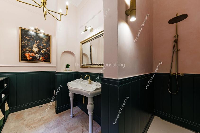 Proprietate rara in Piata Unirii | 140 mp | Cladire monument istoric - 19