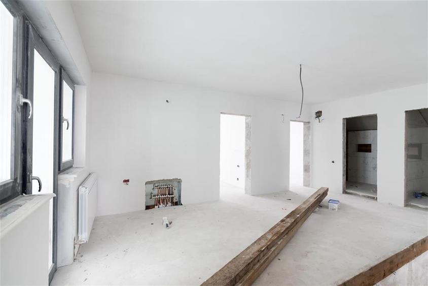 RECO Casa individuala 7 camere, Livada de Bihor, 1000 mp teren