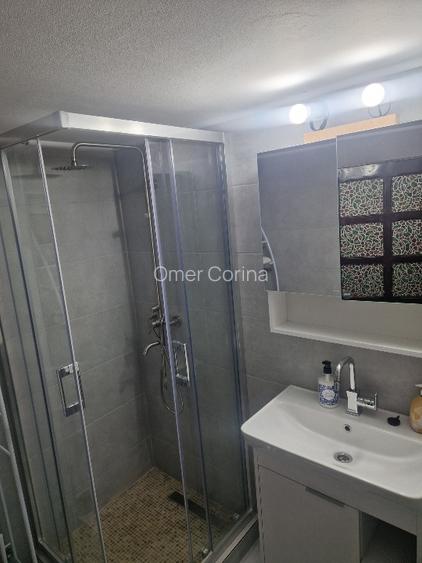 De închiriat apartament cu 3 camere la et 1 si o garsoniera la parter,imobil cas - 3