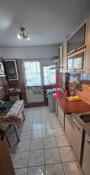 2 camere decomandate, et.5, bloc 1984, 54mp, Basarabia Costin Georgian