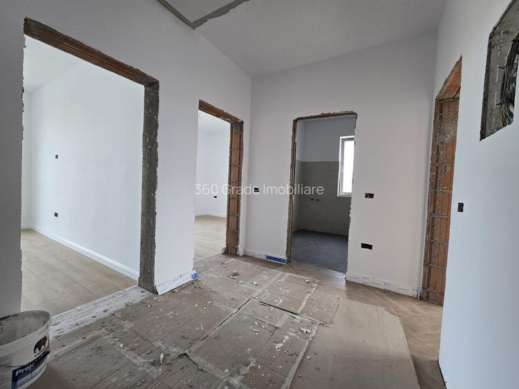 Duplex despartit|120 MP UTIL|TERASĂ 35 MP|226.000 Euro comision 0%! - 4