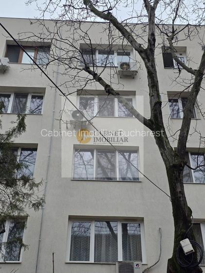 3 Camere-64MP | Reabilitat | 1975 | Creditabil | M Romancierilor 9 min - 10