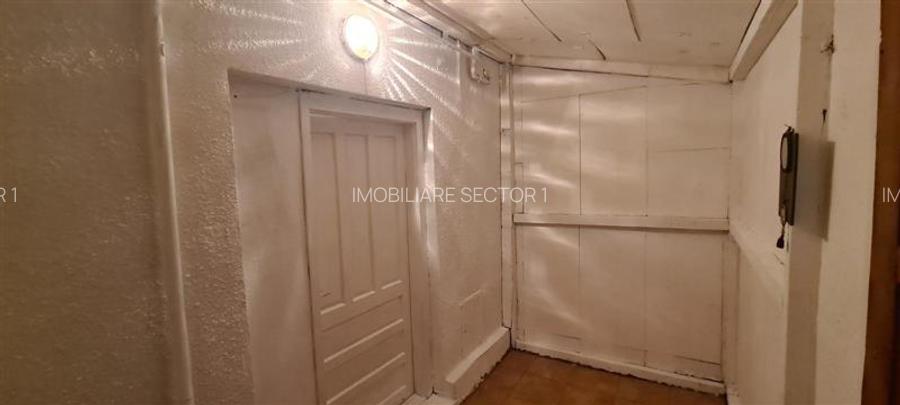 Casa individuala - garsoniera la curte  0 comision ( curtea comuna) Nicolae Iorg - 3