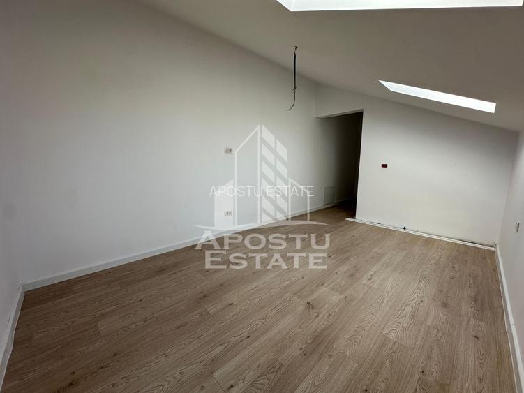 Penthouse cu scara interioara, 3 camere si 2 bai, disponibil imediat. - 15