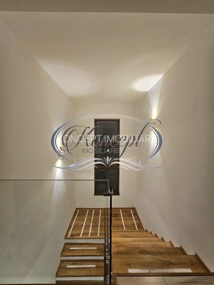 Casa spatioasa cu gradina privata aproape de strada Campului - 9