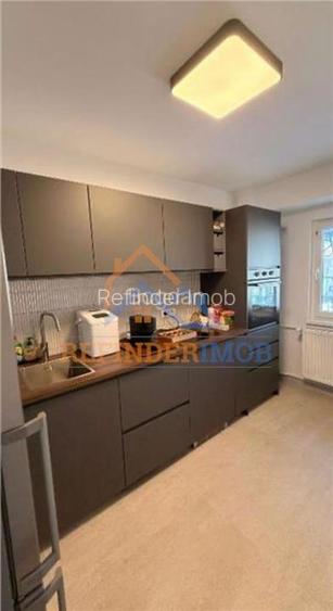 Apartament de vanzare cu 3 camere, zona Calea Calarasilor - Matei Basarab - 9