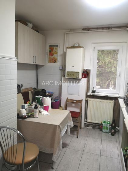 Apartament 2 camere, zona Calea București - 2