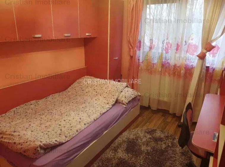 Vila noua P+1+M Lacu Sarat 4 cam Teren= 700 mp Mobilata si utilata - 5