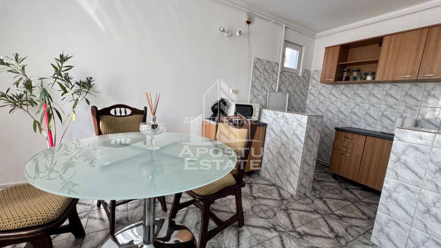 Casa curte proprie , Zona Mehala - 4