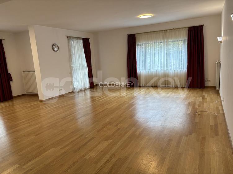 Apartament cu 4 camere in complex rezidential - 3
