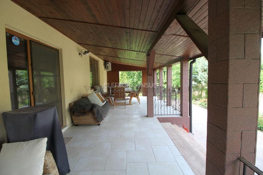 Iancu Nicolae - Vila individuala RENOVATA langa padure - 23