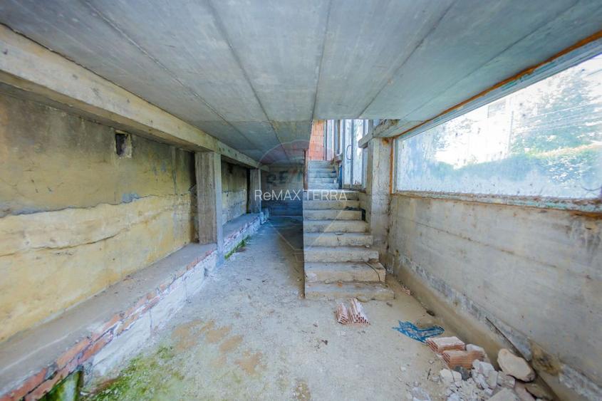 Spațiu comercial cu apartament la pachet, de vanzare Bulevardul Traian - 3