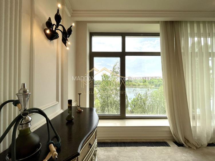 Impressive Villa *1500 SQM usable* 2613 SQM land / Open to the lake - 50