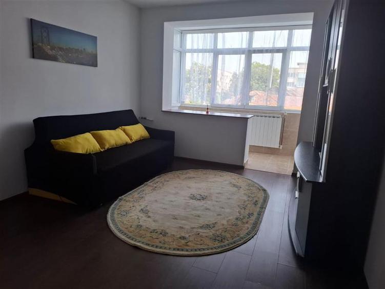 Inchiriere apartament 2 camere zona Democratiei