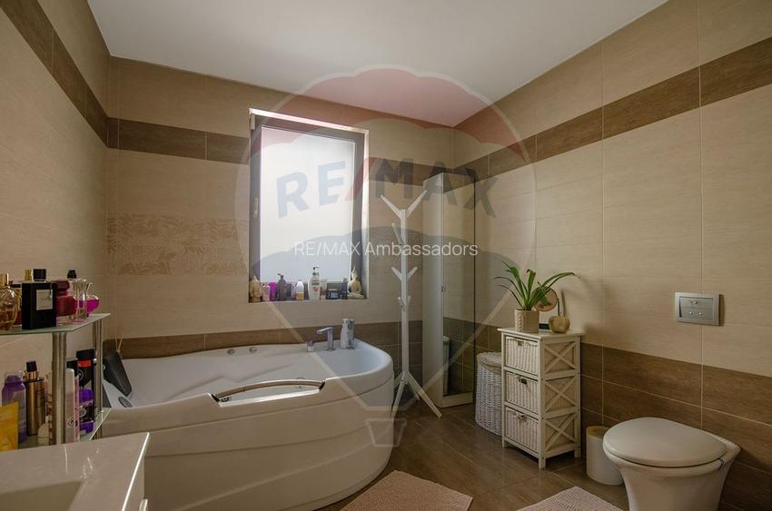 De vânzare casă modernă cu 5 camere în Dumbravița - 11