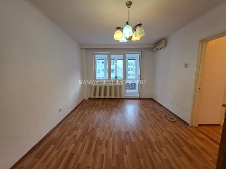 Theodor Pallady, 5 minute metrou 1 Decembrie 1918, pe strada Fetesti - 6