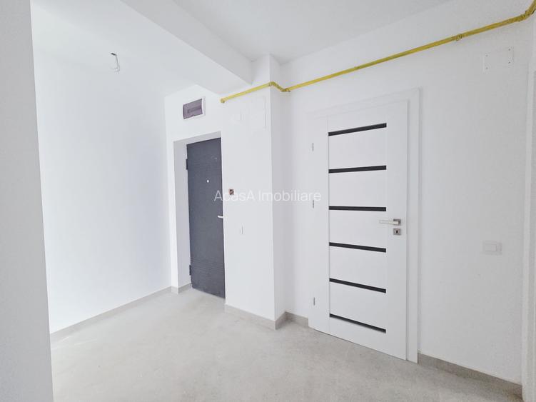 1 cam BLOC NOU pt birou sediu de firma sau diferite activitati - 4