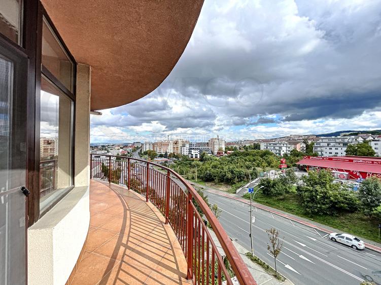 Apartament cu 3 camere, 90 mp, garaj subteran, panoramic, in Zorilor - 12