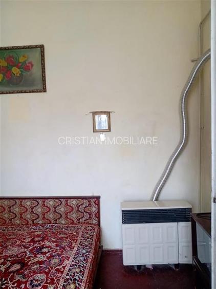 Apartament Ultracentral 2 camere,47mp utili, la curte, imobil P+1 - 6