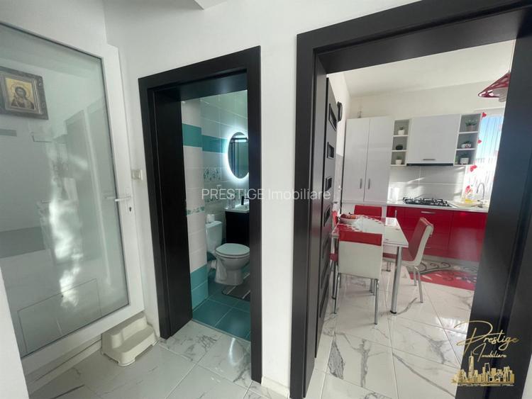 Casa superba P+E de vanzare in Santandrei cu panouri si baterie 7kWh - 10