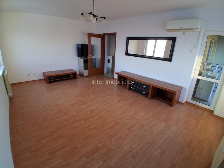 Apartament cu 2 camere decomandat Cartier Dream Village Cod 161046 - 12