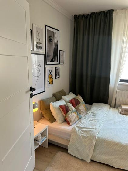 Casa moderna cu panouri fotovoltaice si curte amenajata, Dezmir