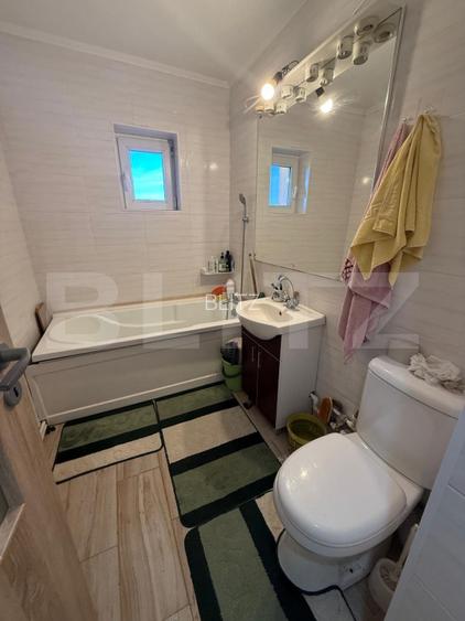 Apartament de 3 camere, 71 mp, zona Nicolina 1 - 9
