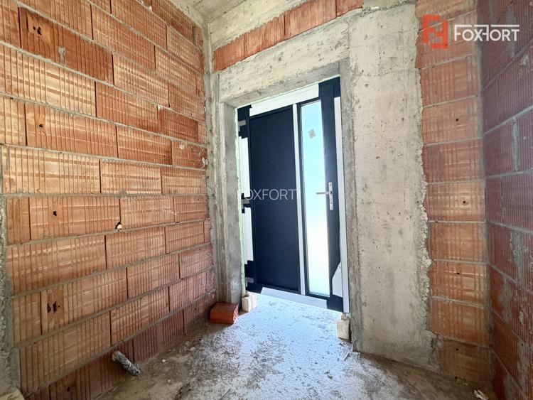 Duplex despartit prin camera tehnica, la cheie, 5 camere, in Sanandrei - 15