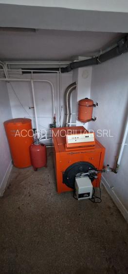 Coiciu, o vila construita pe cadre de beton, bine compartimentata. - 27