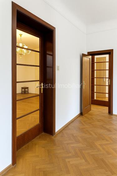 Refugiu interbelic cu 3 camere - 90 mp utili - Curte interioară - 5