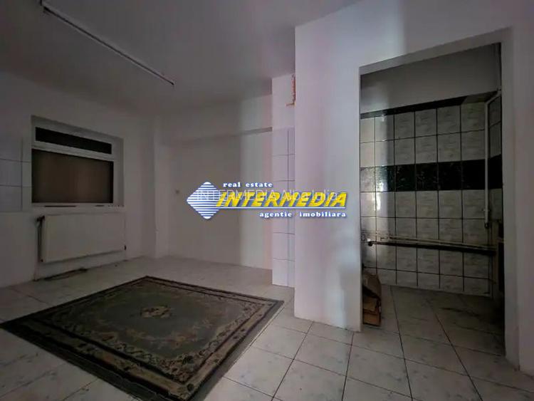 Vanzare Spatiu comercial 140 mp patrati in Cetate Bulevard cu vad foarte bun - 6