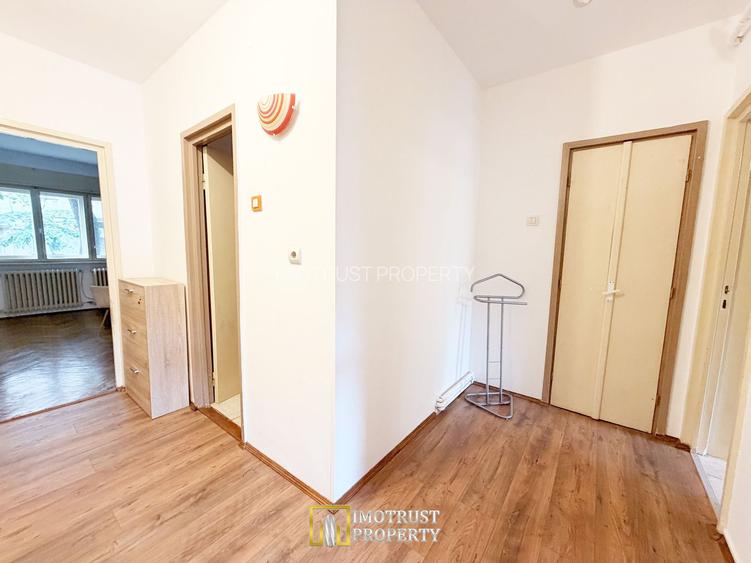 Apartament 2 camere de inchiriat Arad ultracentral, parter - 9